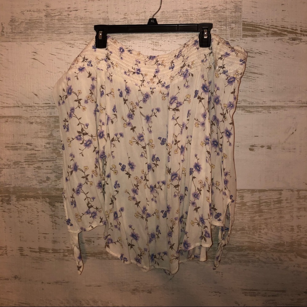American eagle off the shoulder top